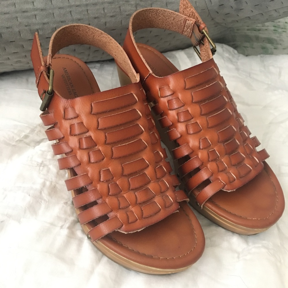 American Eagle Outfitters woven leather heels